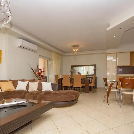 Jasmine House 基萨莫斯
